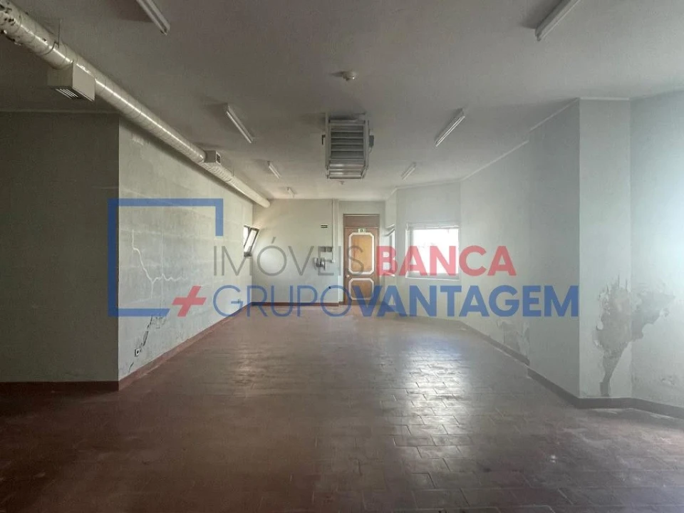 Prédio para Venda em Aguiar da Beira e Coruche Foto 9