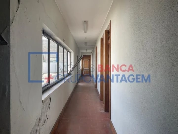 Prédio para Venda em Aguiar da Beira e Coruche
