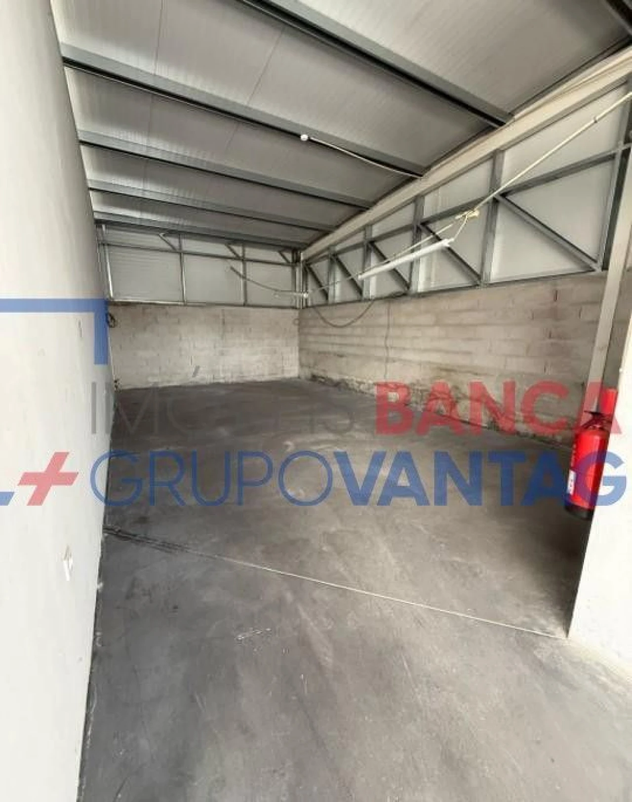 Prédio para Venda em Vila Franca das Naves e Feital Foto 9
