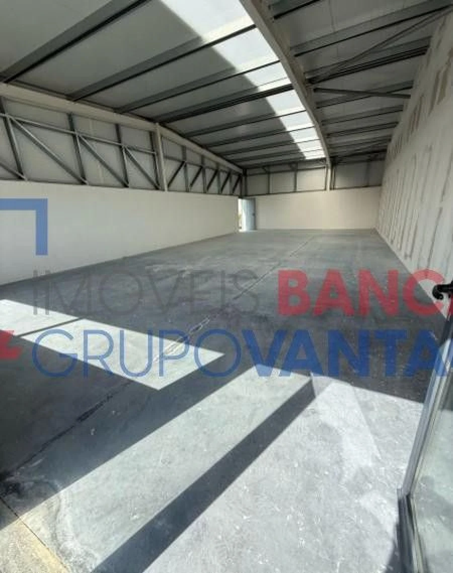 Prédio para Venda em Vila Franca das Naves e Feital Foto 4