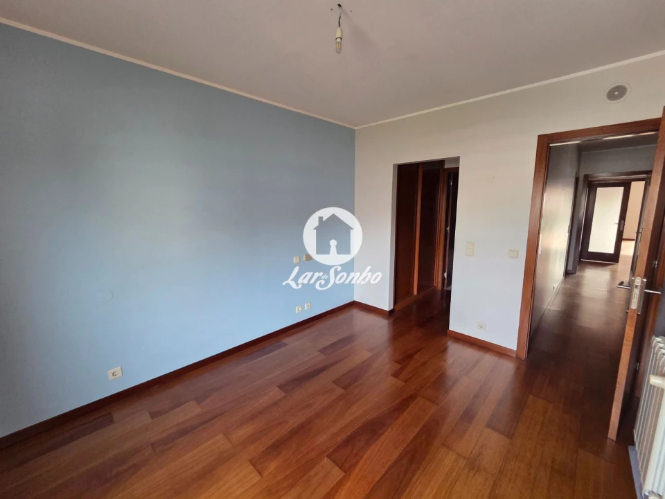 Apartamento T2 para Venda em Cidade da Maia Foto 15