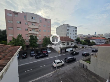 Apartamento T2 para Venda em Cidade da Maia
