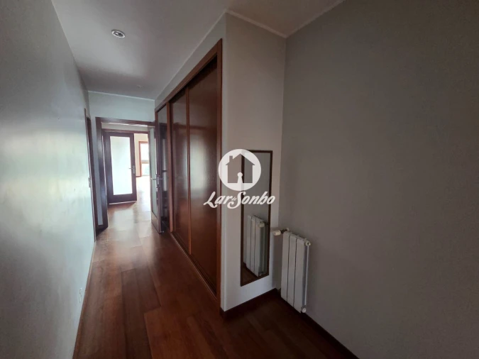 Apartamento T2 para Venda em Cidade da Maia Foto 12