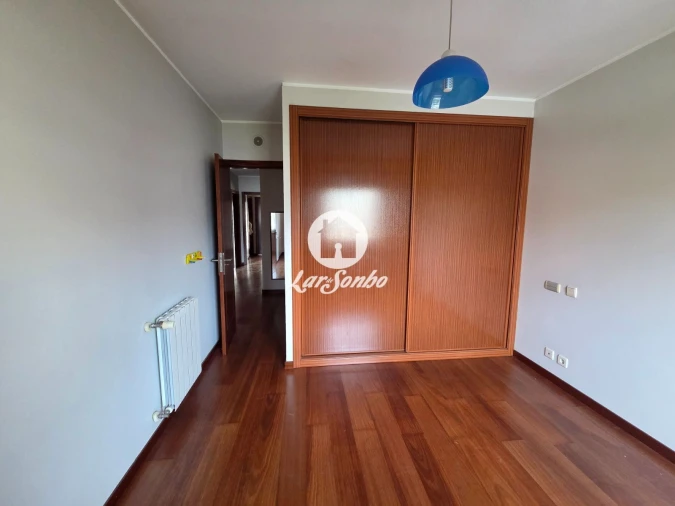 Apartamento T2 para Venda em Cidade da Maia Foto 19