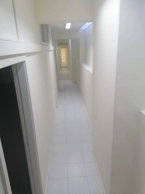 Armazém para Arrendamento em Paranhos