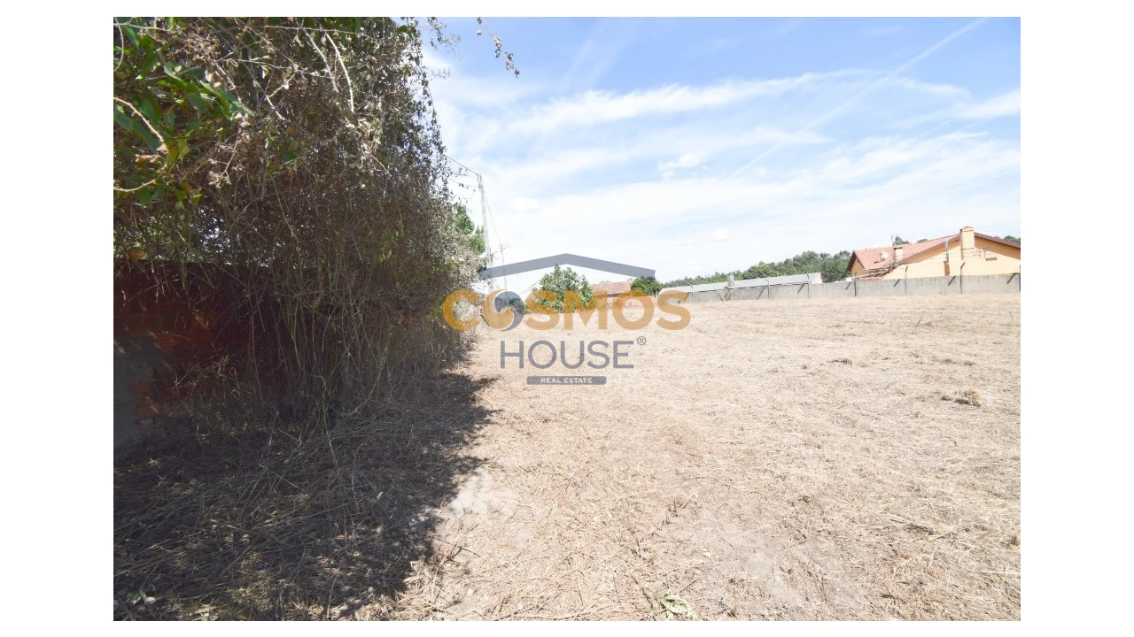 Terreno para Venda em Calvaria de Cima Foto 4