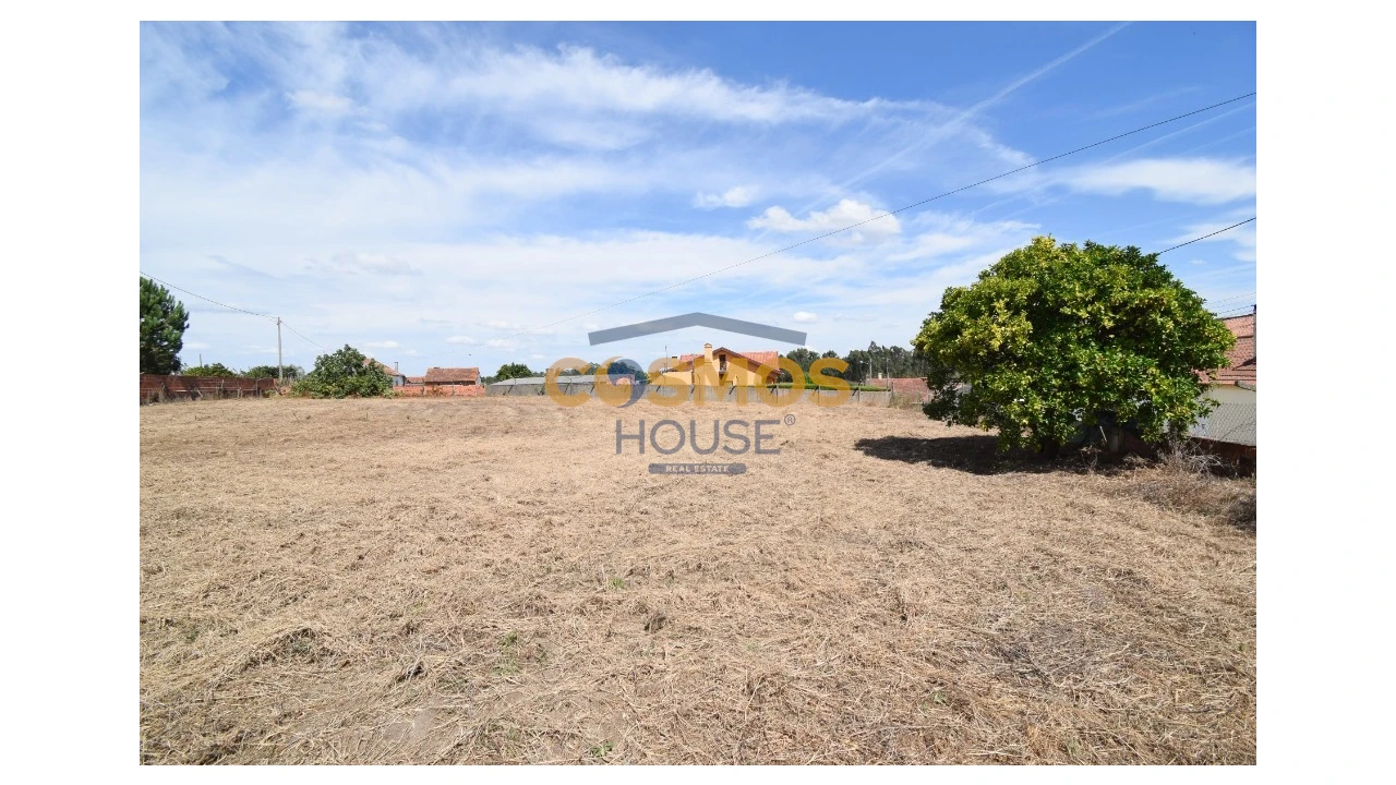 Terreno para Venda em Calvaria de Cima Foto 1