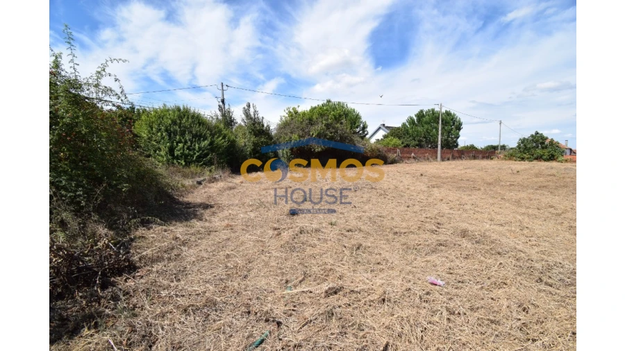 Terreno para Venda em Calvaria de Cima Foto 2