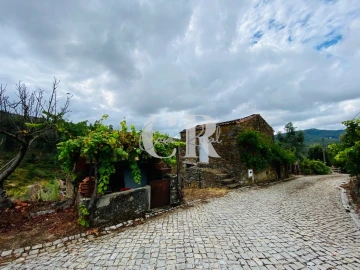 Moradia T1 para Venda em Figueiró dos Vinhos e Bairradas