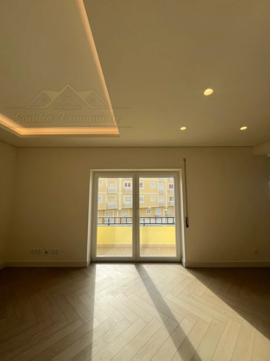 Apartamento T2 para Venda em Silveira Foto 32