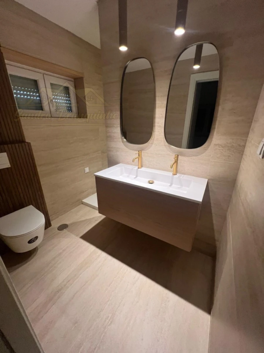 Apartamento T2 para Venda em Silveira Foto 56