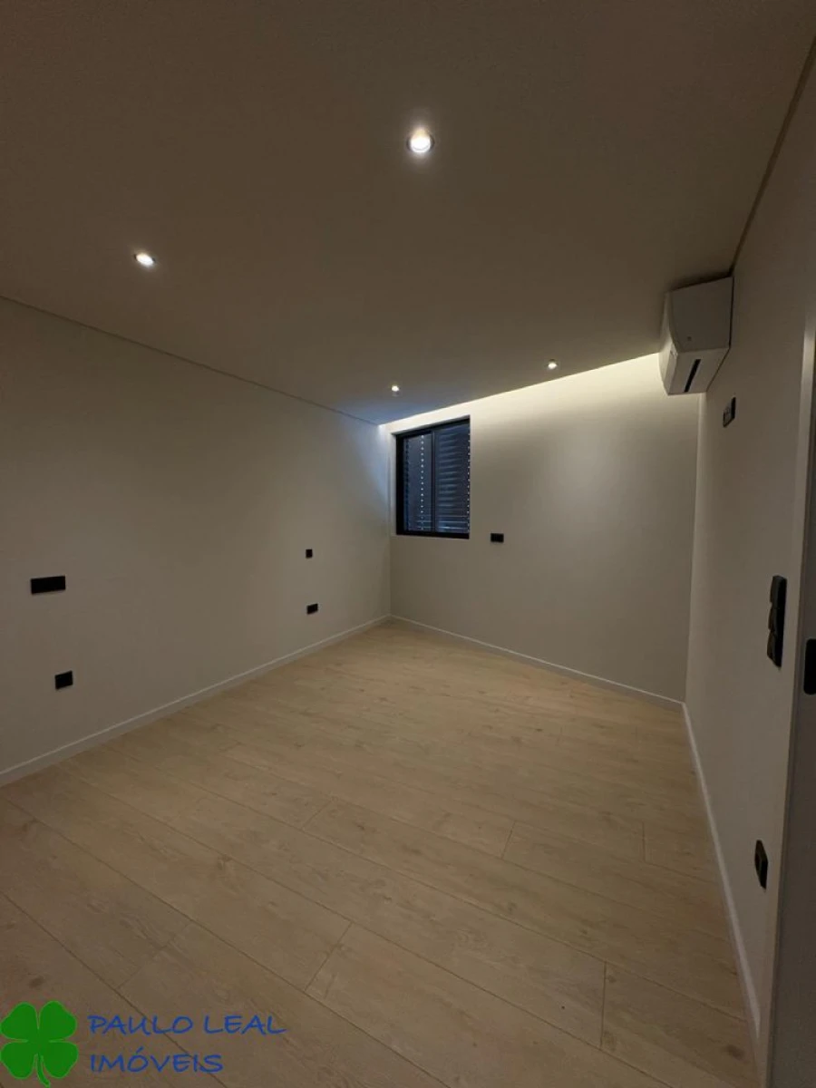 Apartamento T3 para Venda em Gondomar (São Cosme), Valbom e Jovim Foto 3