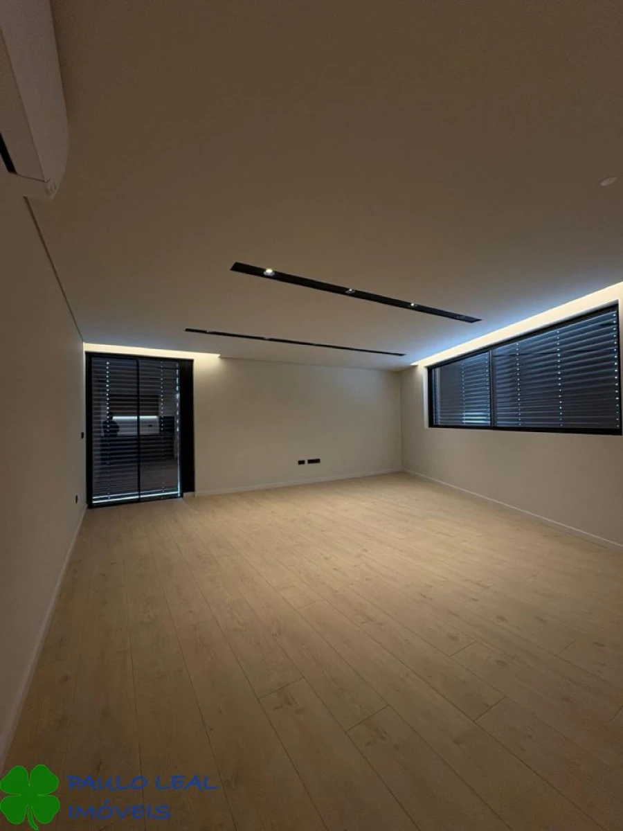 Apartamento T3 para Venda em Gondomar (São Cosme), Valbom e Jovim Foto 8