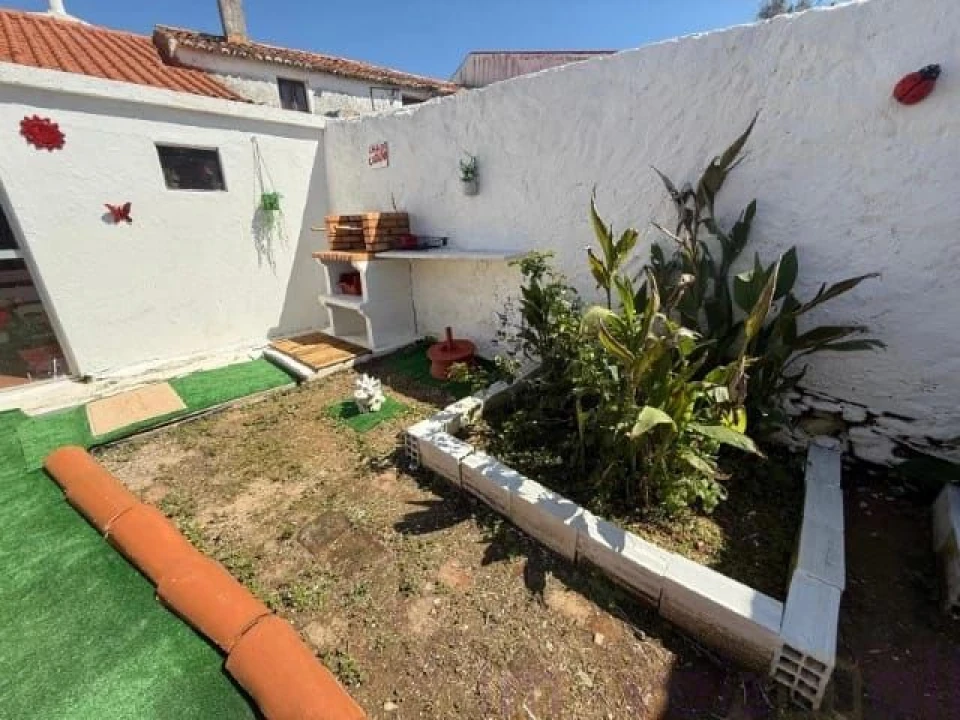 Moradia T2 para Venda em Panoias e Conceição Foto 4