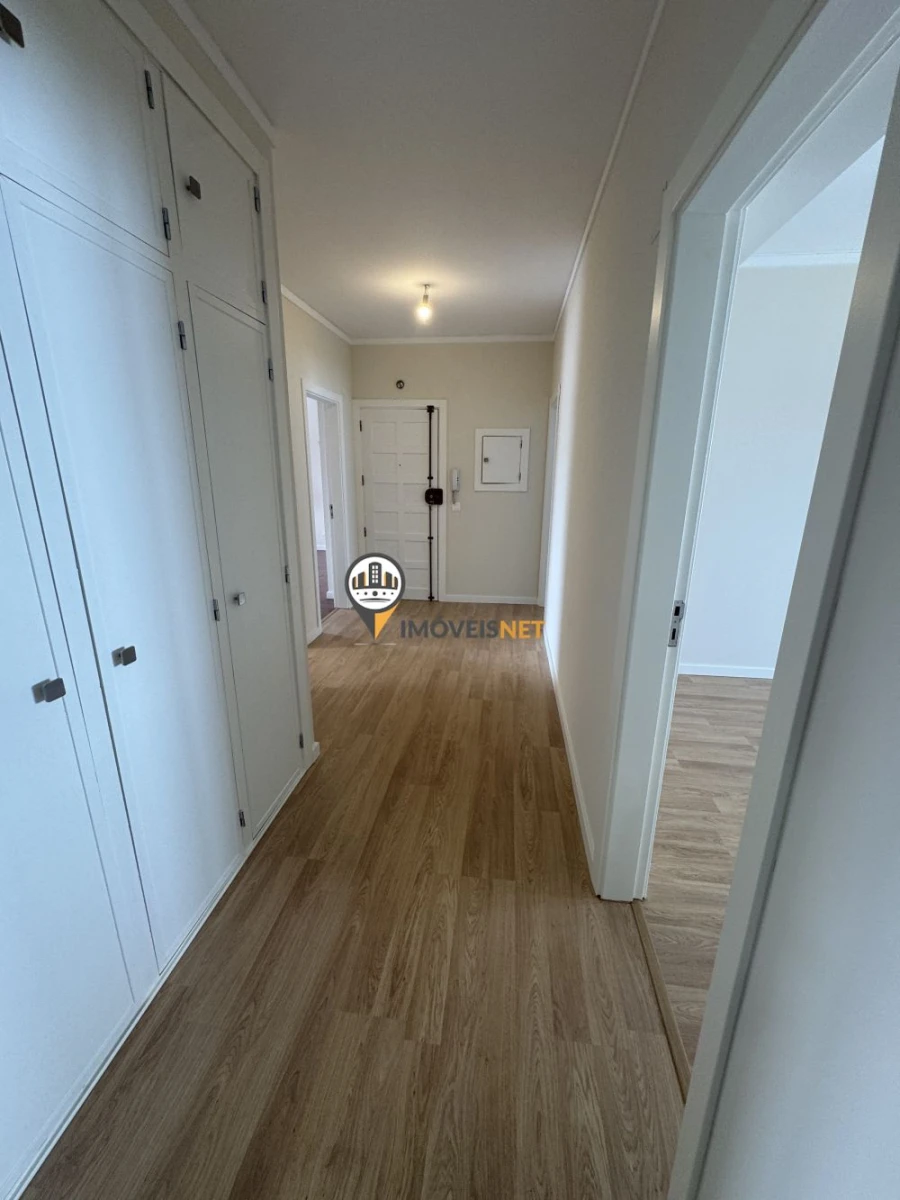Apartamento T4 para Arrendamento em Castelo Branco Foto 25