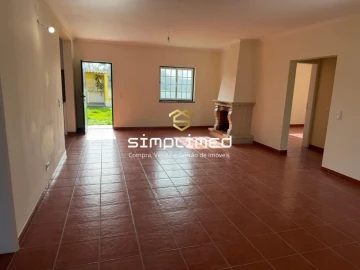 Moradia T3 para Venda em Benavente