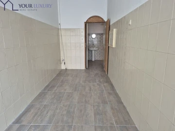 Loja para Arrendamento em Venteira