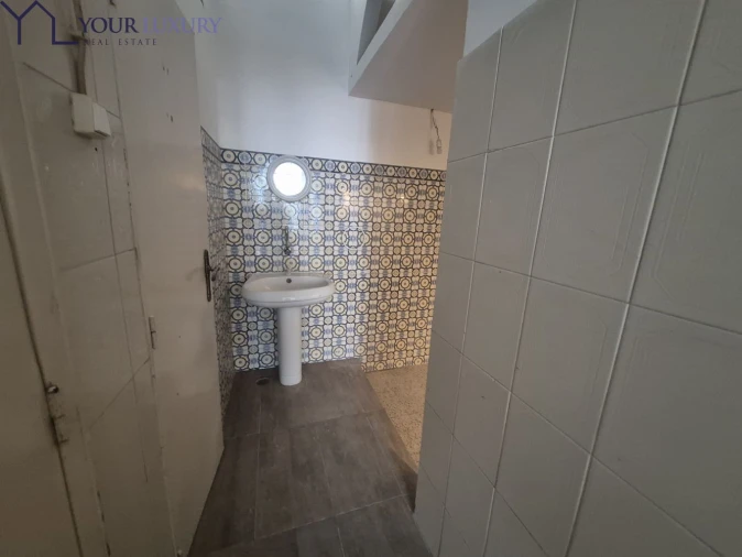 Loja para Arrendamento em Venteira Foto 3