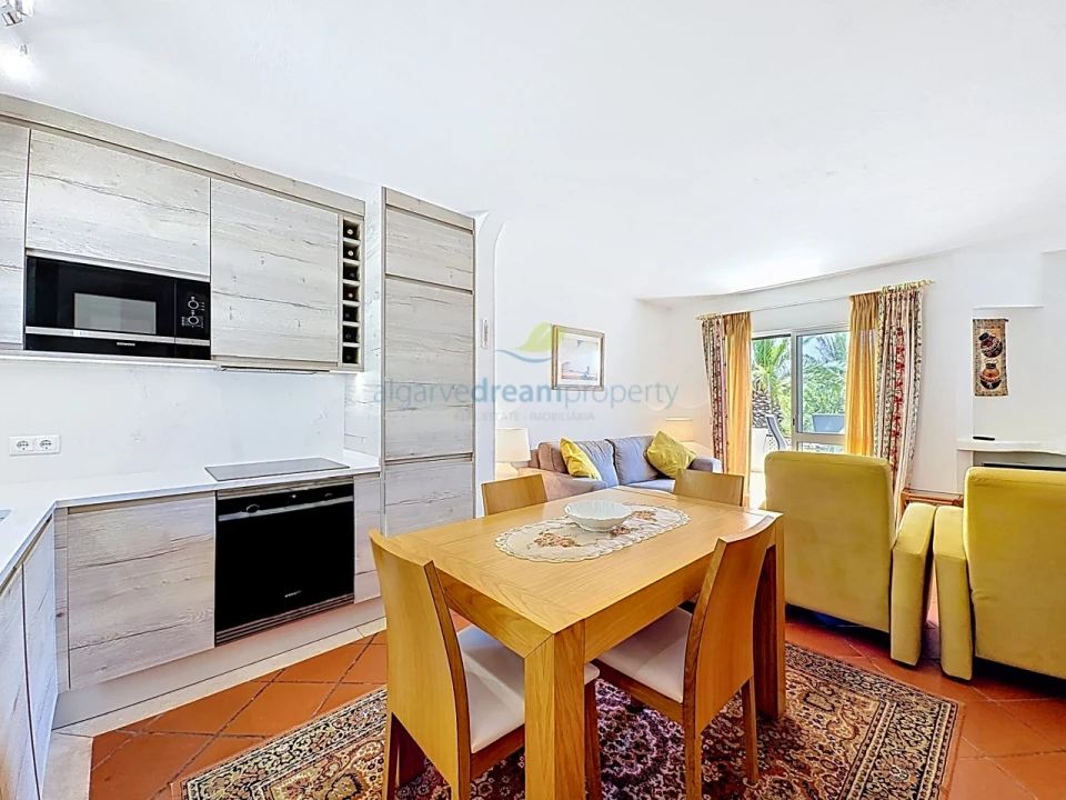 Apartamento T1 para Venda em Albufeira e Olhos de Água Foto 1