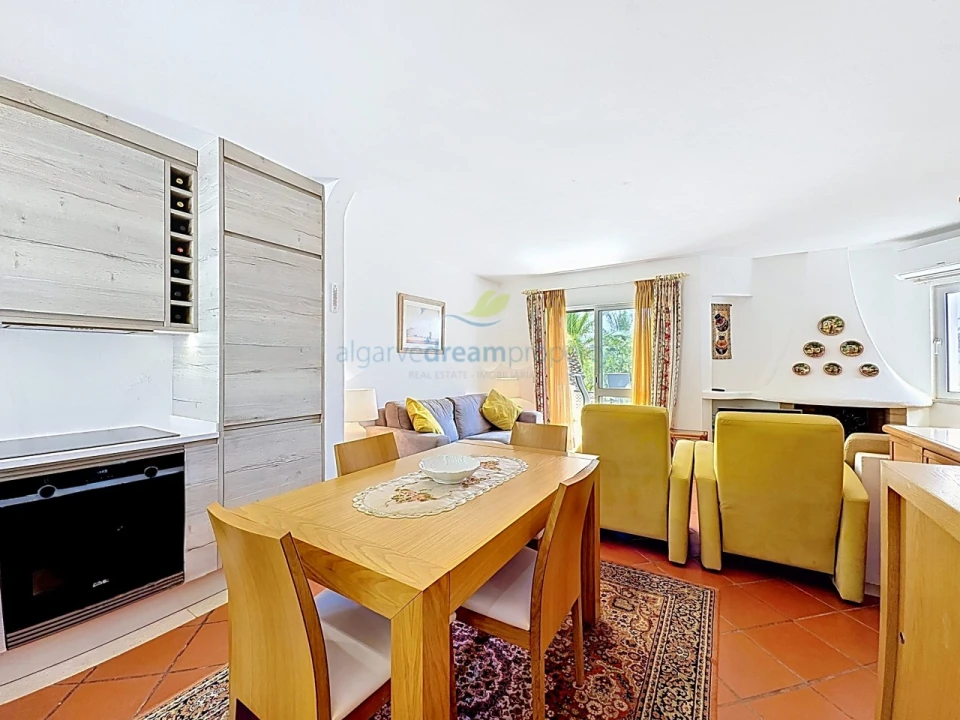 Apartamento T1 para Venda em Albufeira e Olhos de Água Foto 2