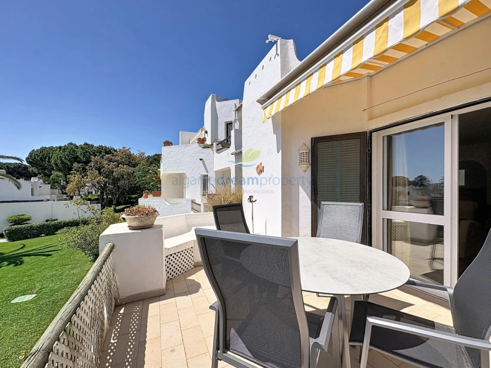 Apartamento T1 para Venda em Albufeira e Olhos de Água Foto 14
