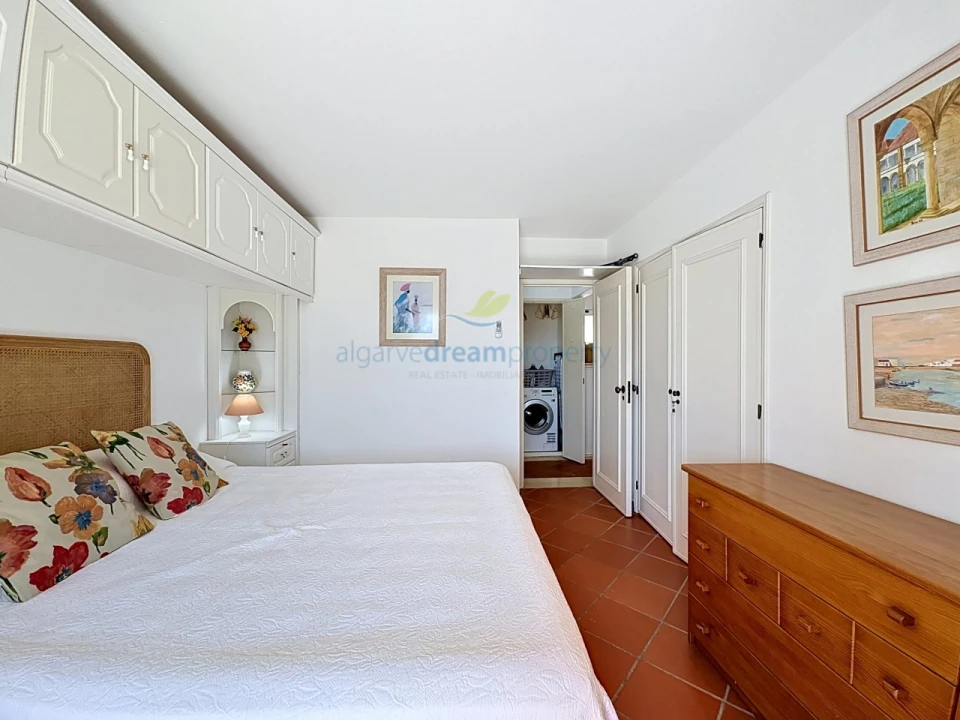 Apartamento T1 para Venda em Albufeira e Olhos de Água Foto 21