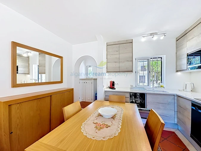 Apartamento T1 para Venda em Albufeira e Olhos de Água Foto 9