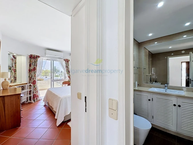 Apartamento T1 para Venda em Albufeira e Olhos de Água Foto 26