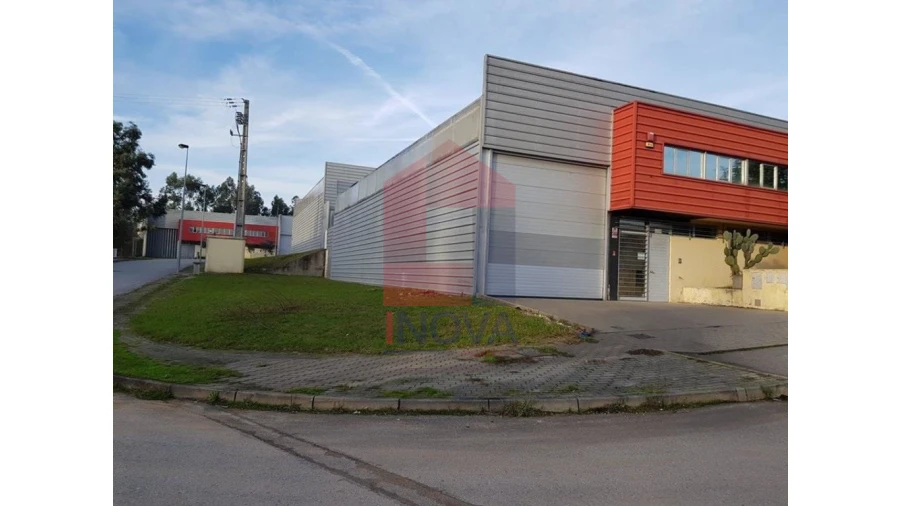 Armazém para Venda em Oleiros Foto 7