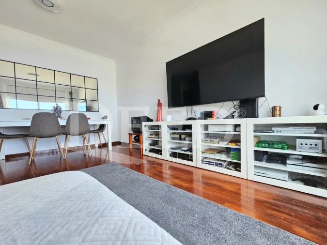 Apartamento T2 para Venda em Caniço Foto 4