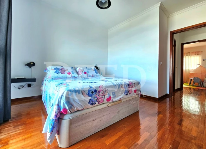 Apartamento T2 para Venda em Caniço Foto 7