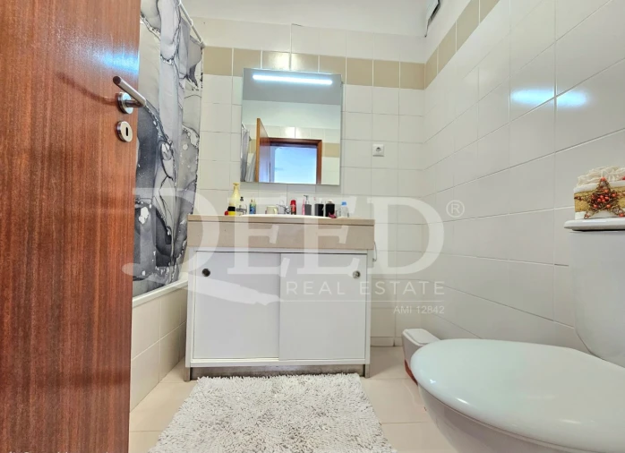 Apartamento T2 para Venda em Caniço Foto 10