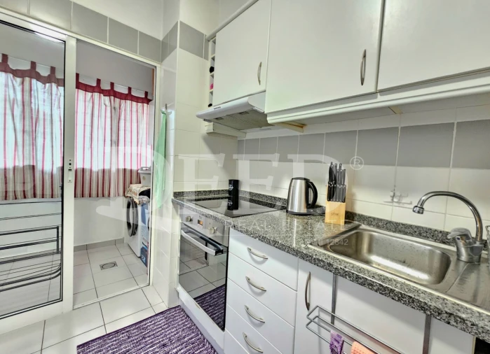 Apartamento T2 para Venda em Caniço Foto 15