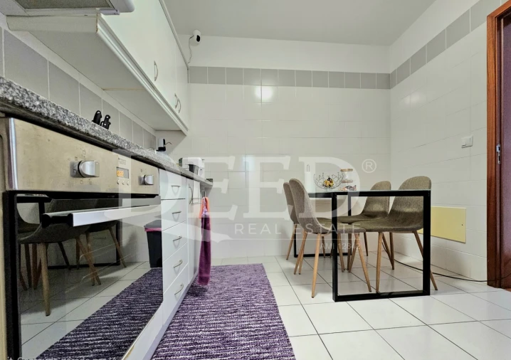 Apartamento T2 para Venda em Caniço Foto 16