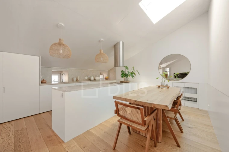 Apartamento T3 para Venda em Campo de Ourique Foto 3