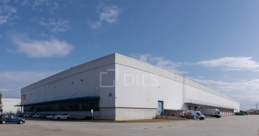 Armazém para Arrendamento em Samora Correia