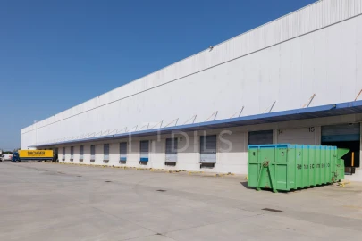 Armazém para Arrendamento em Samora Correia