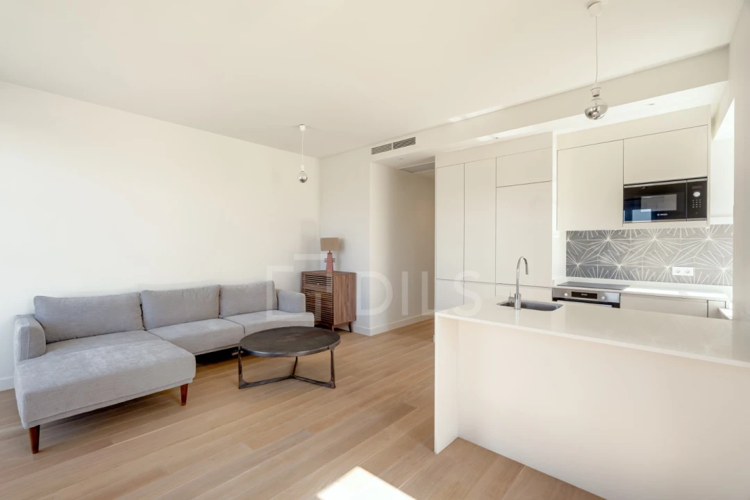 Apartamento T2 para Venda em Santo António Foto 4