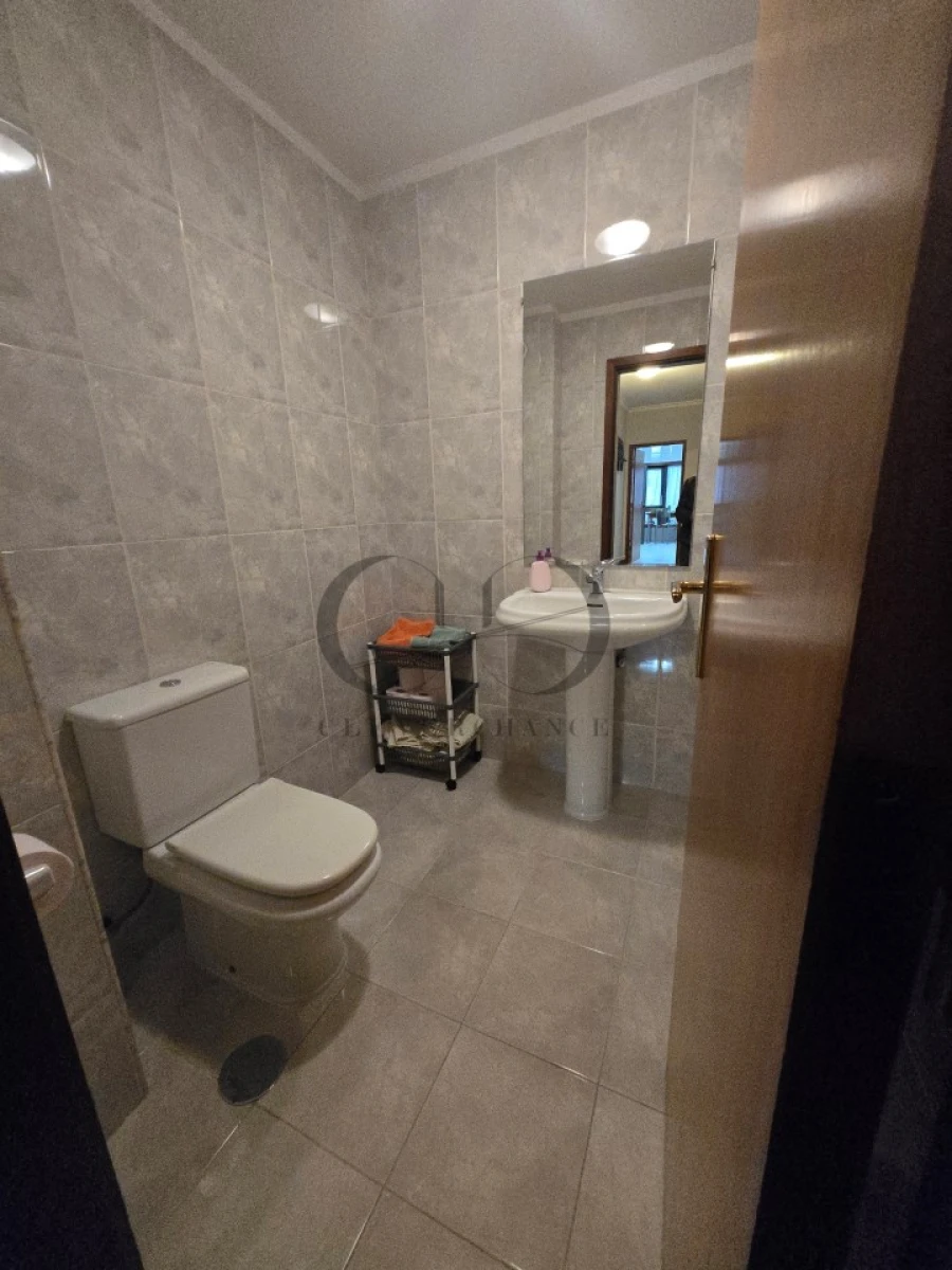 Apartamento T2 para Venda em Pedroso e Seixezelo Foto 10