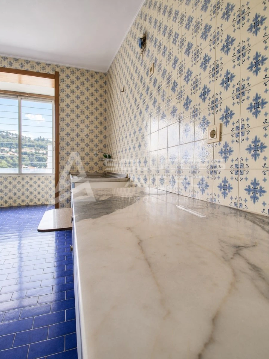 Apartamento T2 para Venda em Sever do Vouga Foto 10