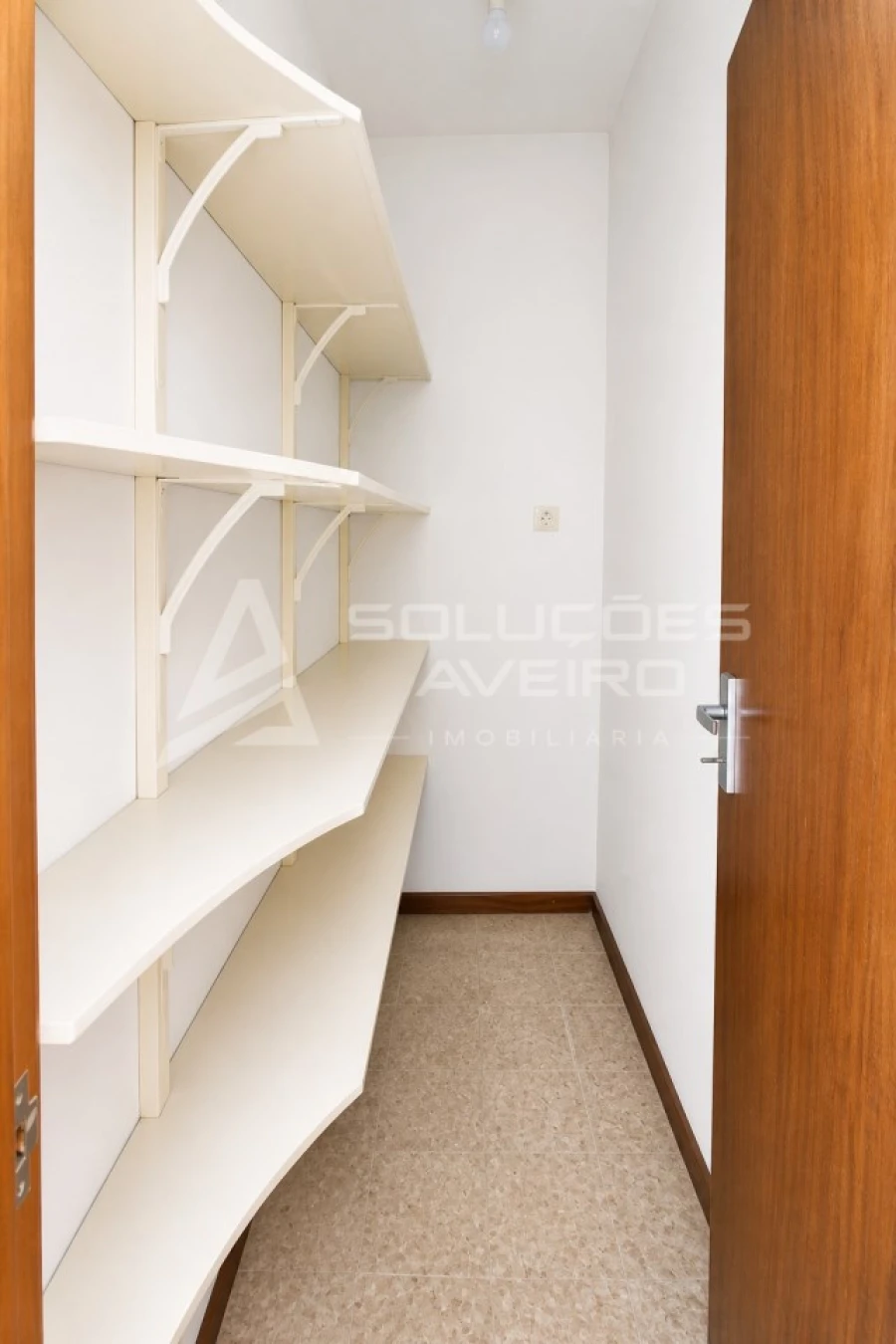 Apartamento T2 para Venda em Sever do Vouga Foto 12