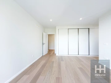 Moradia T3 para Venda em Santa Cruz