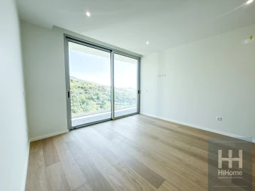 Moradia T3 para Venda em Santa Cruz