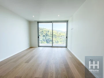 Moradia T3 para Venda em Santa Cruz
