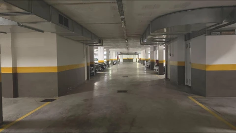 Garagem para Venda em Póvoa de Varzim, Beiriz e Argivai
