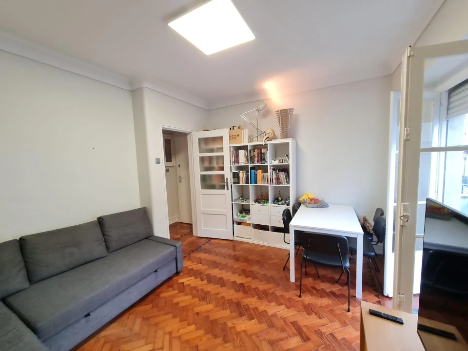 Apartamento T1 para Venda em Penha de França Foto 1