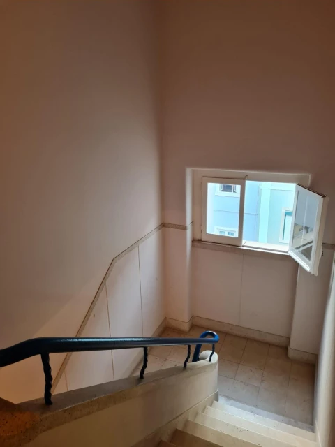 Apartamento T1 para Venda em Penha de França