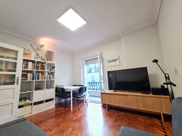 Apartamento T1 para Venda em Penha de França