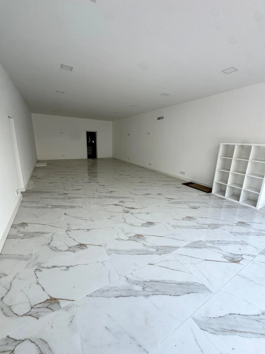 Negócio para Arrendamento em Carcavelos e Parede Foto 4