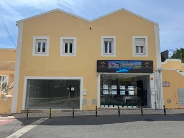Negócio para Arrendamento em Carcavelos e Parede